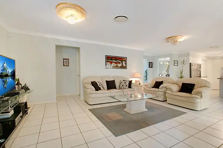 Sixth view of Homely house listing, 8 Homestead Circuit, Macquarie Links NSW 2565