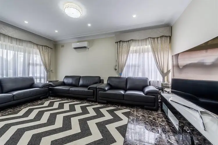 Second view of Homely house listing, 5 Rosemont Avenue, Smithfield NSW 2164