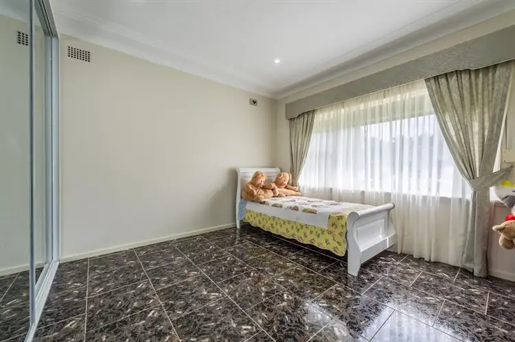 Fourth view of Homely house listing, 5 Rosemont Avenue, Smithfield NSW 2164