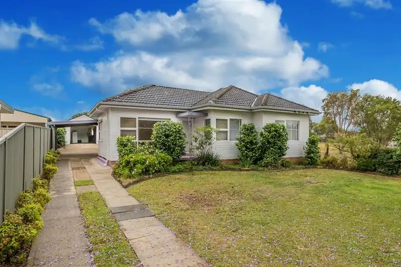 Main view of Homely house listing, 25 Hinkler Street, Smithfield NSW 2164