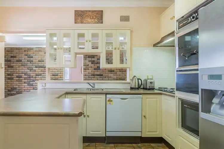 Sixth view of Homely house listing, 25 Hinkler Street, Smithfield NSW 2164