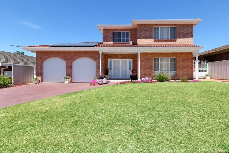 3 Randwick Close, Casula NSW 2170