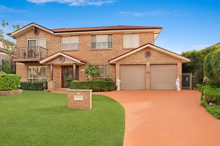 7 James Meehan Way, Macquarie Links NSW 2565
