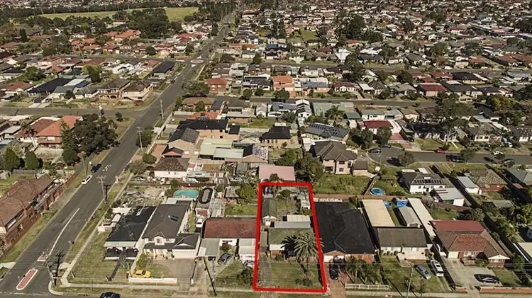 Second view of Homely house listing, 824 The Horsley Drive, Smithfield NSW 2164