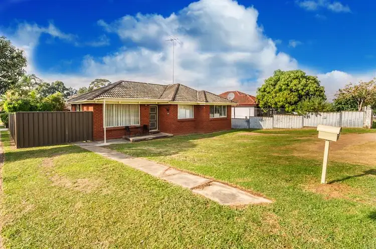 81 King Road, Fairfield West NSW 2165