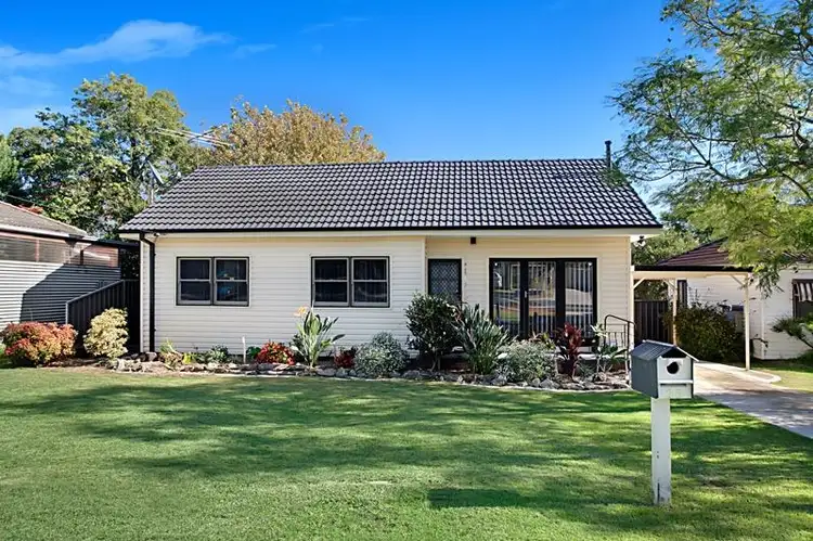 25 Waminda Avenue, Campbelltown NSW 2560