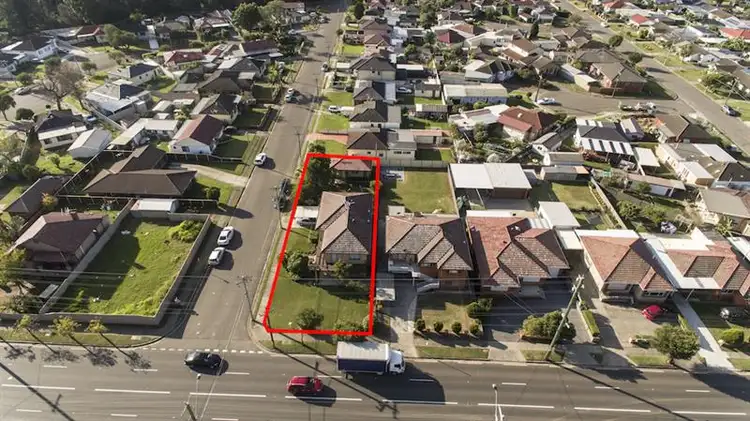Second view of Homely house listing, 581 The Horsley Drive, Smithfield NSW 2164