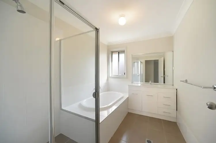 Seventh view of Homely house listing, 7 Jarvisfield Place, Macquarie Links NSW 2565