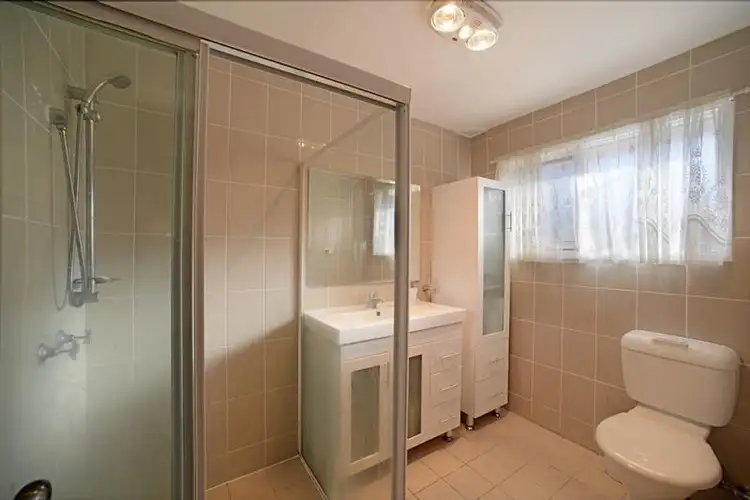 Sixth view of Homely villa listing, 22/7 Hanlon Close, Minto NSW 2566