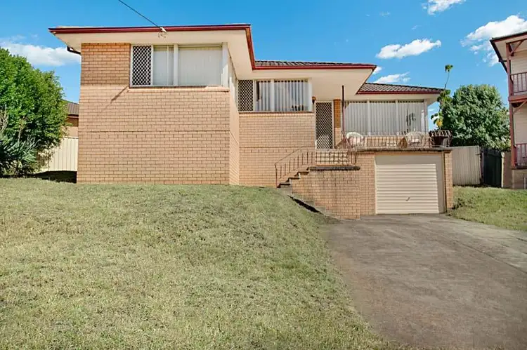 32 Mitchell Street, Campbelltown NSW 2560