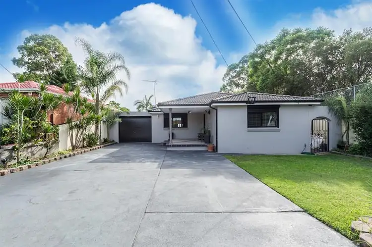 10 Donato Street, Smithfield NSW 2164