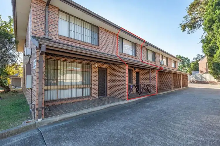 2/1 Atchison Road *, Macquarie Fields NSW 2564