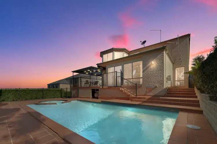 15 Lord Castlereagh Circuit, Macquarie Links NSW 2565