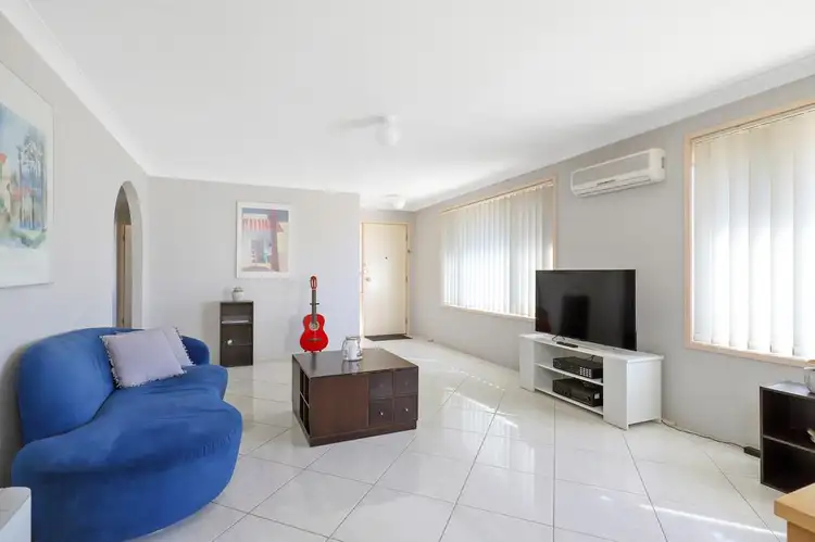 Second view of Homely house listing, 6 Hydrangea Place, Macquarie Fields NSW 2564