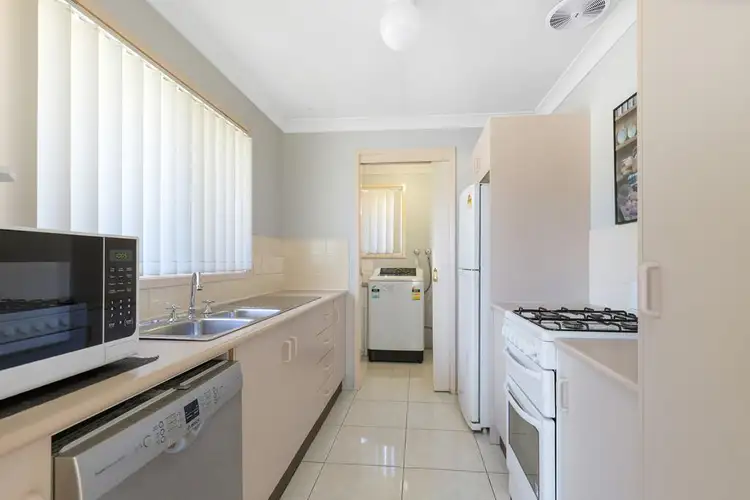 Fourth view of Homely house listing, 6 Hydrangea Place, Macquarie Fields NSW 2564