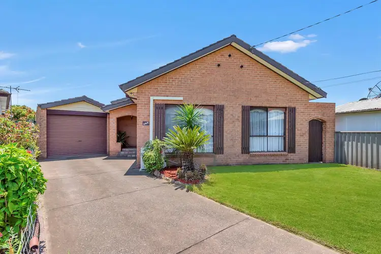1 Stevens  Crescent, Smithfield NSW 2164