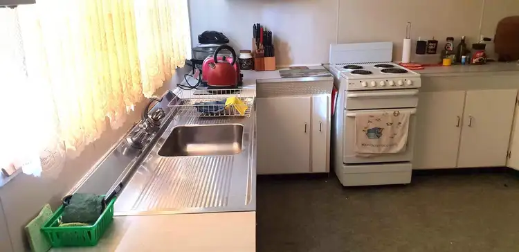 Fifth view of Homely house listing, 2 New Street, Wellington NSW 2820