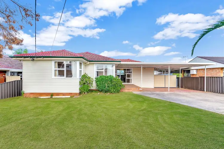 17 Tyrell Crescent, Fairfield West NSW 2165