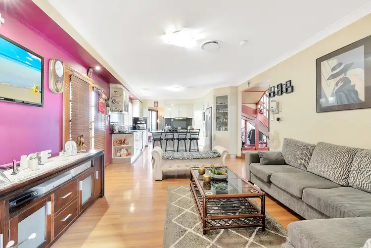 Fifth view of Homely house listing, 1 Pontville Close, West Hoxton NSW 2171