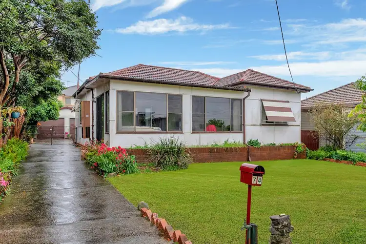74 Rosina Street, Fairfield West NSW 2165