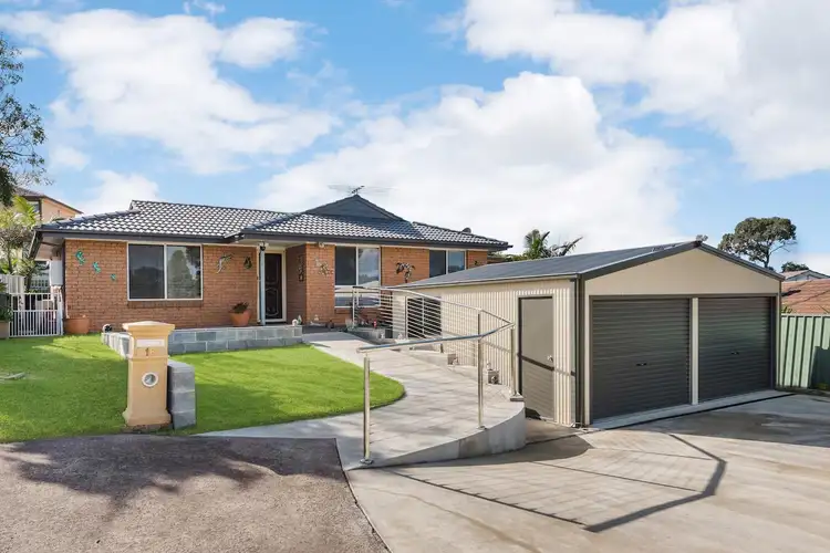 16 Brownlow Place, Ambarvale NSW 2560