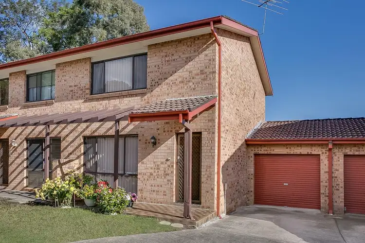 14/3 First Avenue, Macquarie Fields NSW 2564