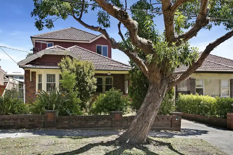 15 Lawn Avenue, Clemton Park NSW 2206