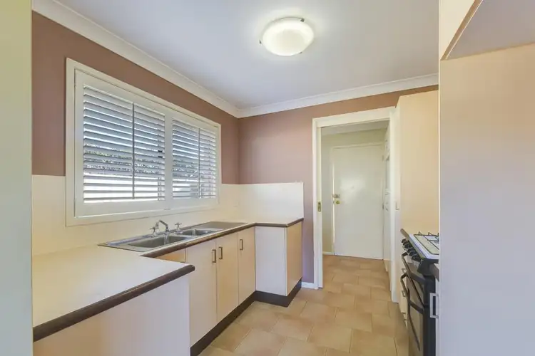 Fourth view of Homely house listing, 7 Poppy Place, Macquarie Fields NSW 2564