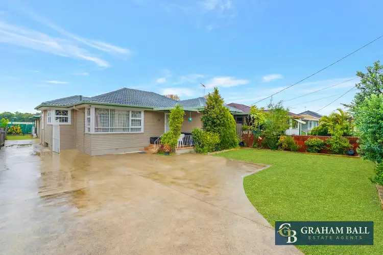 22 & 22A Kalora Avenue, Fairfield West NSW 2165