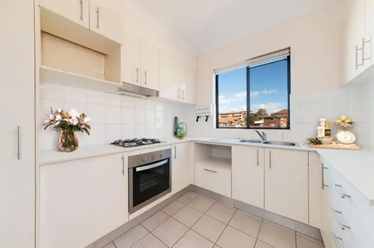 Second view of Homely apartment listing, 6/98 Mount Street, Coogee NSW 2034