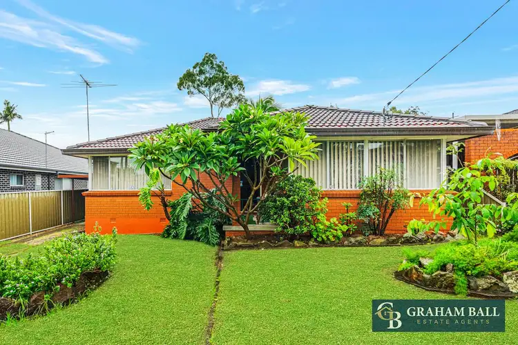 39 Norfolk Avenue, Fairfield West NSW 2165