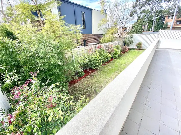 4/48-52 Warby Street, Campbelltown NSW 2560