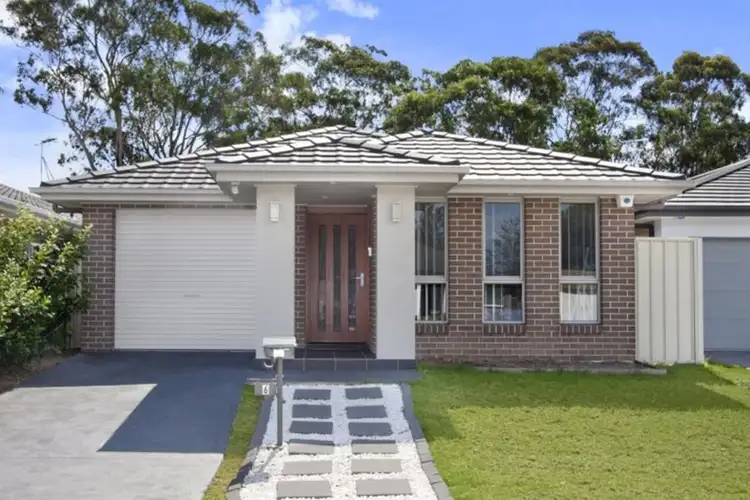 6 Aston Close, Hoxton Park NSW 2171