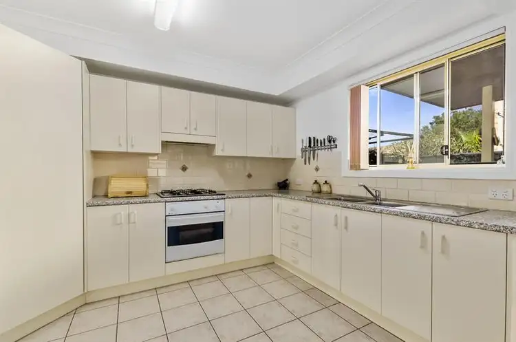 Second view of Homely townhouse listing, 4/18 Osborne Street, Dapto NSW 2530