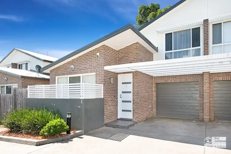 2/54B Binalong Road, Old Toongabbie NSW 2146