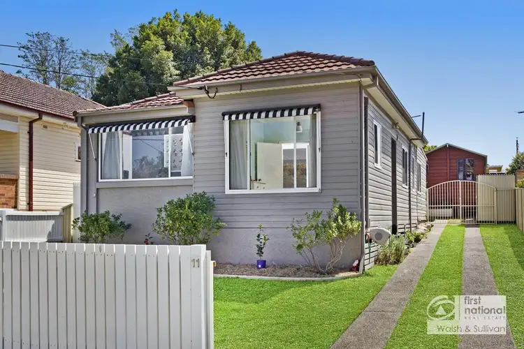 11 Frances Street, Northmead NSW 2152