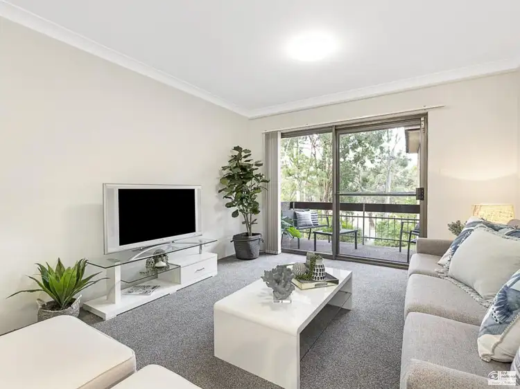 Main view of Homely apartment listing, 4/33 Park Avenue, Westmead NSW 2145