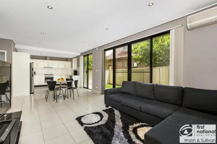 2/20 Redbank Road, Northmead NSW 2152