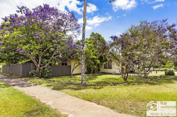 15 Glenn Avenue, Northmead NSW 2152