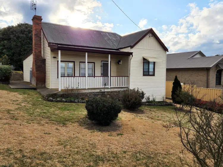 10s South Street, Walcha NSW 2354