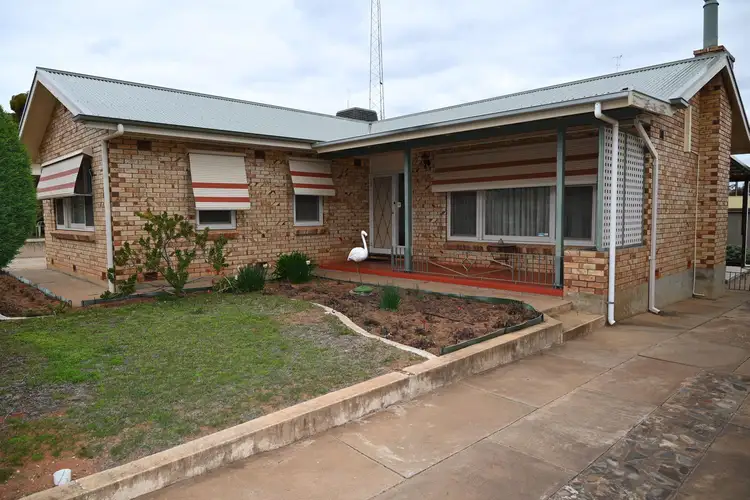 5 Kleemann Street, Waikerie SA 5330