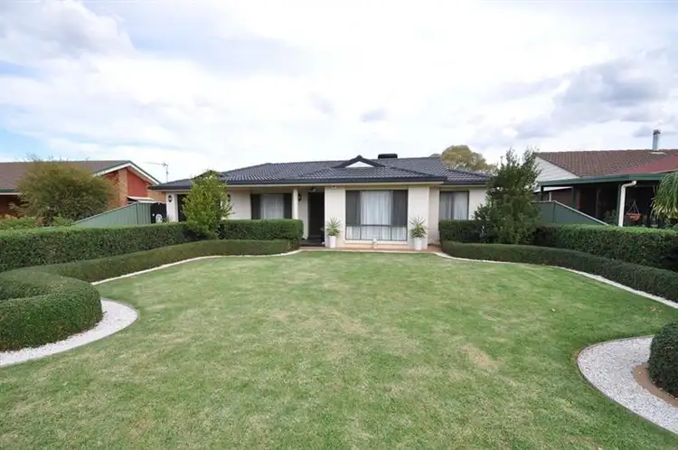 49 Sturt Cir, Dubbo NSW 2830
