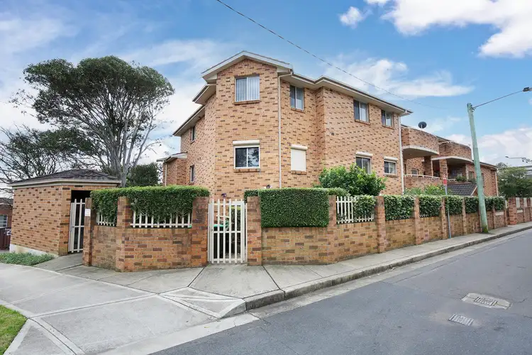 3/1-3 Morotai Avenue, Riverwood NSW 2210