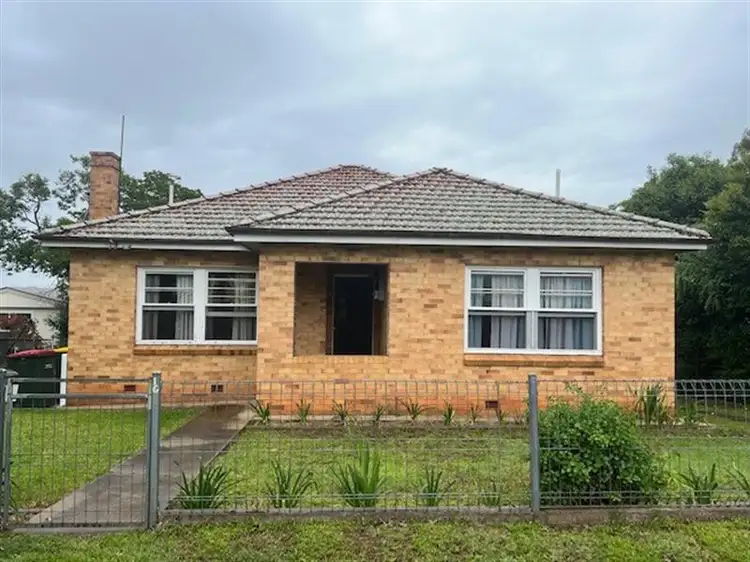 10 Victoria Street, Tamworth NSW 2340