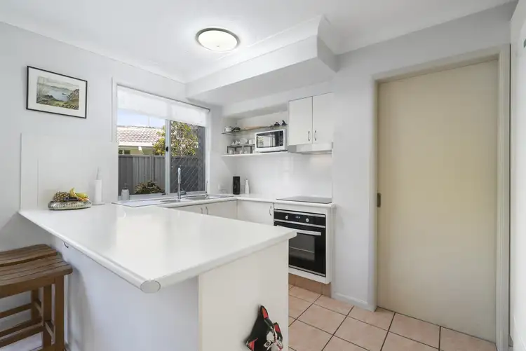 Sixth view of Homely townhouse listing, 82/2 Coolgardie Street, Elanora QLD 4221