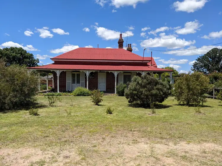2/37 Park Street, Uralla NSW 2358