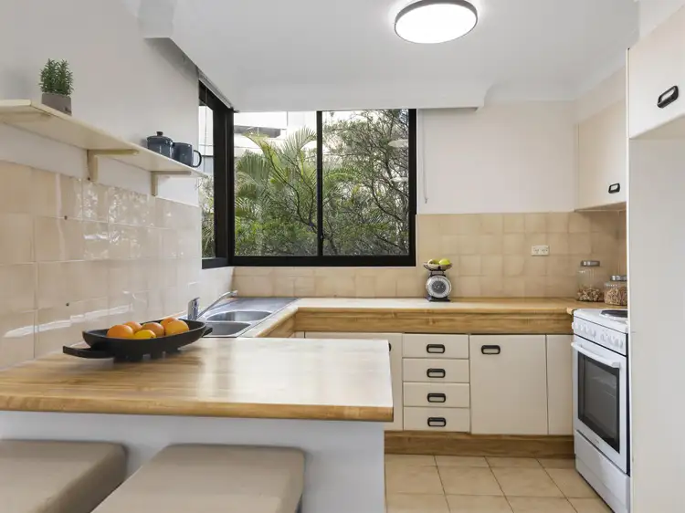 Sixth view of Homely apartment listing, 2C/6 Macleay Street, Potts Point NSW 2011