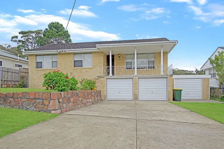 14 Lurnea Crescent, Valentine NSW 2280