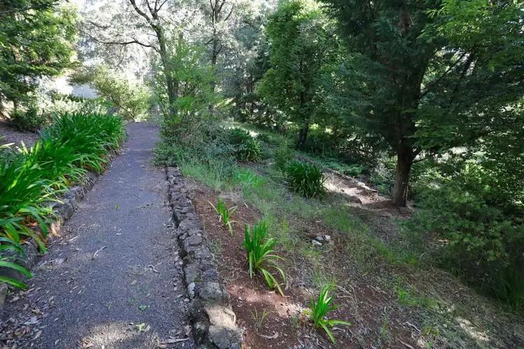 5 Corumbene Street, Hanging Rock NSW 2340