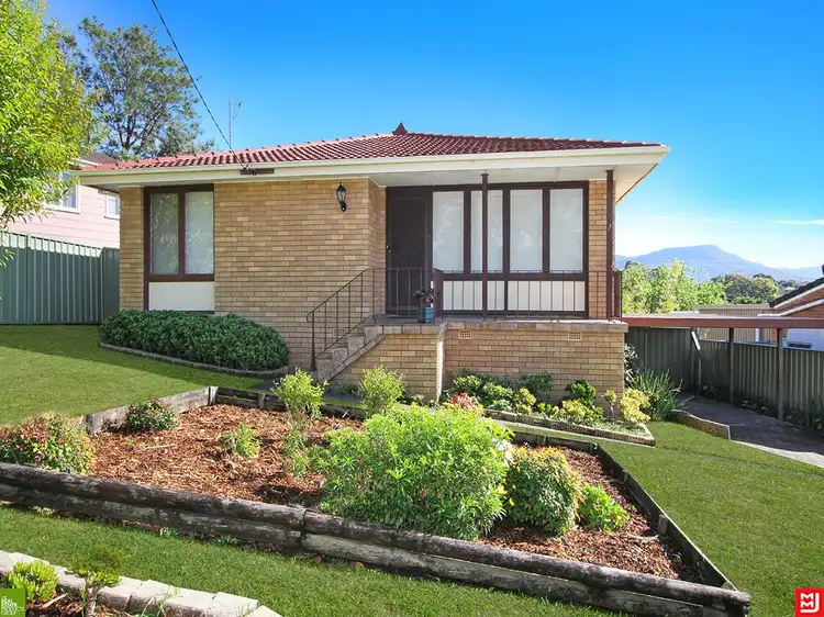 12 Wybalena Avenue, Koonawarra NSW 2530